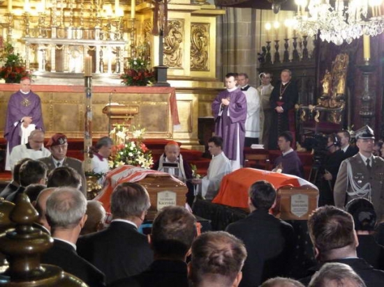 Pogrzeb Lecha i Marii Kaczyńskich w Krakowie