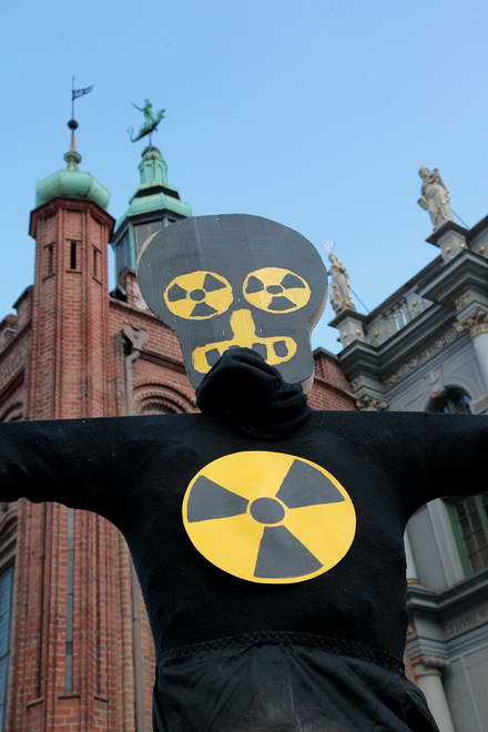Protest przeciw budowie elektrowni atomowej
