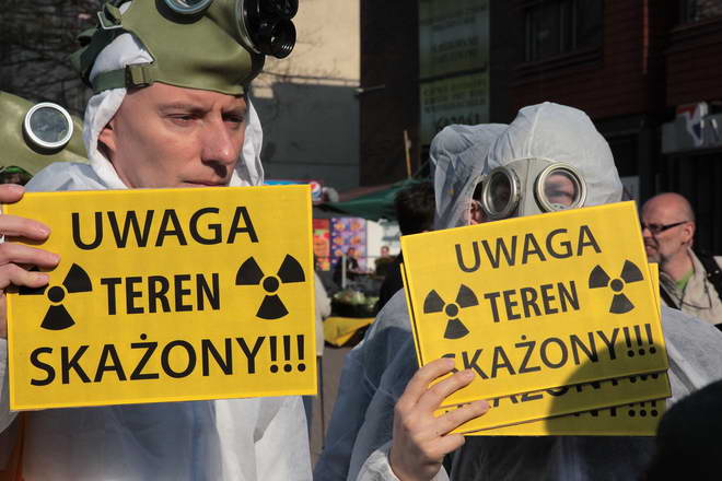 Protest przeciw budowie elektrowni atomowej_1