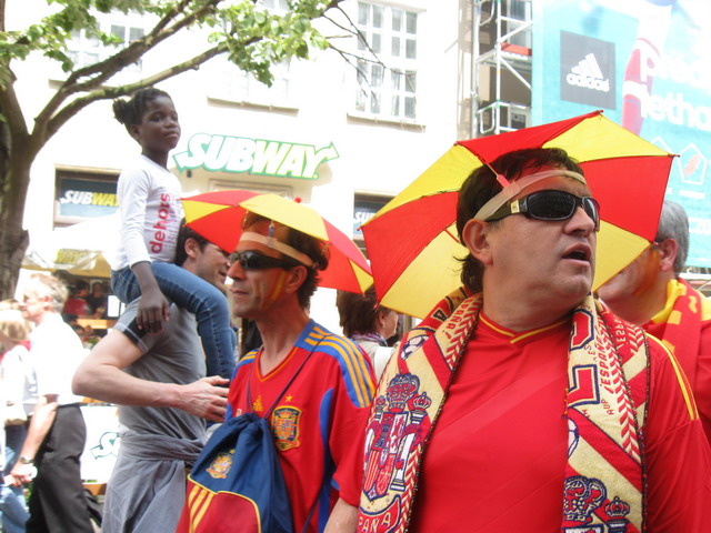 Kibice na Dlugiej_09