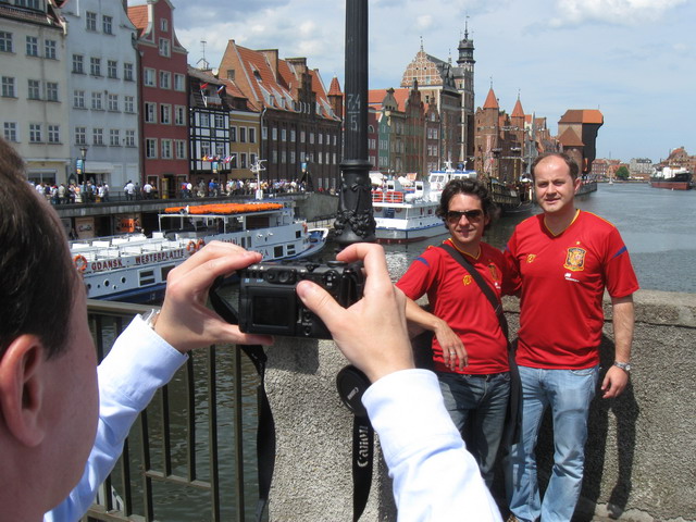 Kibice na Dlugiej_52