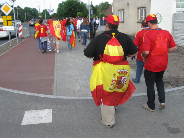 Kibice Hiszpanii i Wloch_01