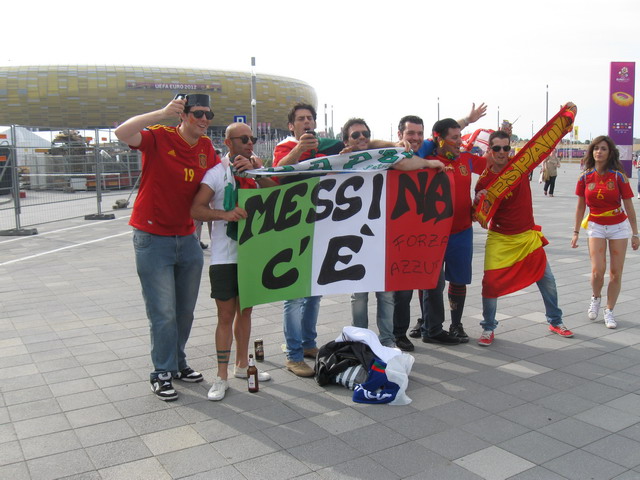 Kibice Hiszpanii i Wloch_41