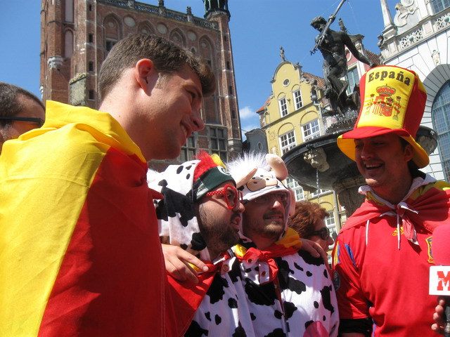 Kibice Hiszpanii i Chorwacji_48
