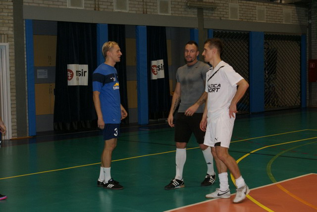 turniej charytatywny  grudzien 2012_02