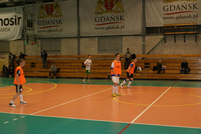 turniej charytatywny  grudzien 2012_15