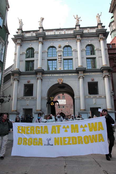 Protest przeciw budowie elektrowni atomowej