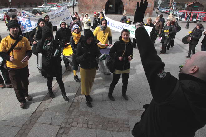 Marsz zoltego zonkila_06