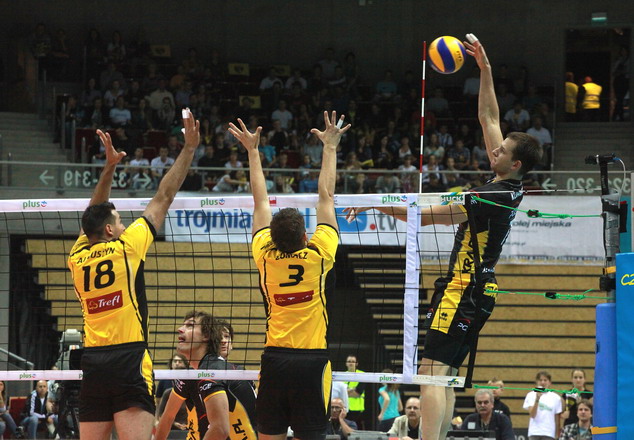 Lotos Trefl - Skra_02