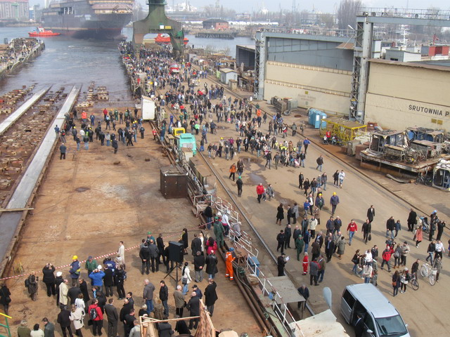 1025 wodowanie w Stoczni Gdansk_36