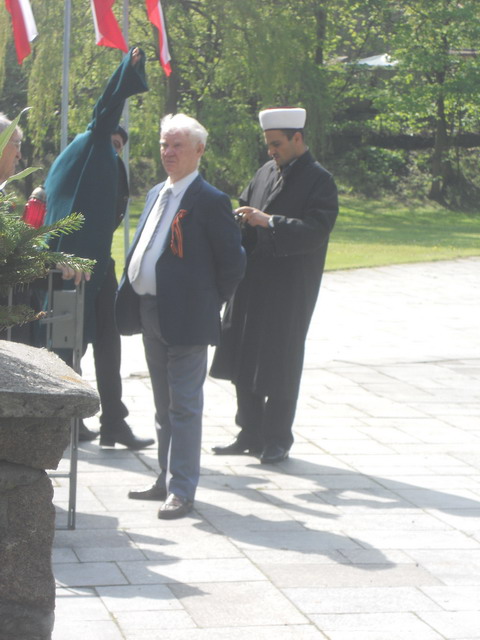 Cmentarz zolnierzy Armii Czerwonej 2012 rok_06