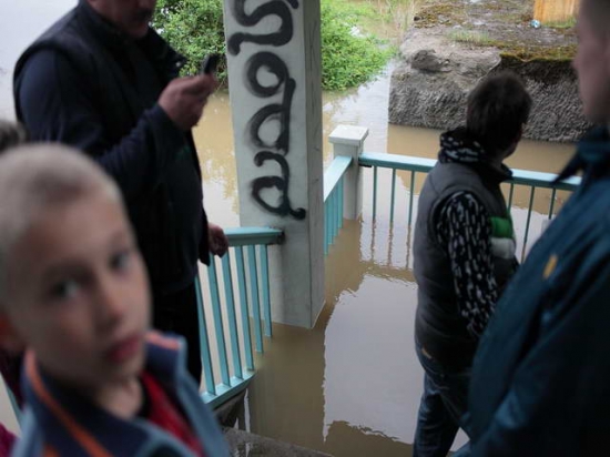 Przygotowania przed przyjściem fali - Tczew 24 maja 2010