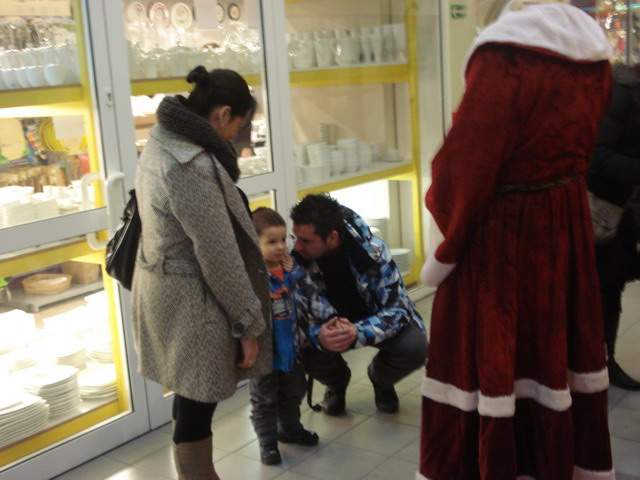 mikolaj top shopping_10