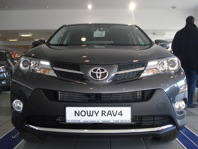 Toyota RAV4_10