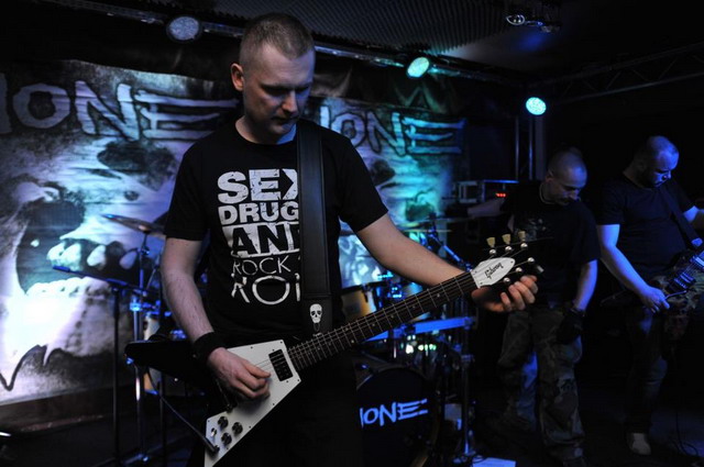 koncert none_02