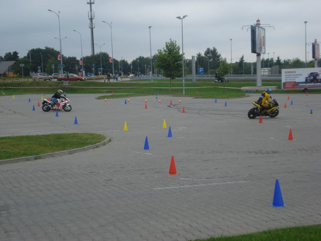 targi samochodowe_01