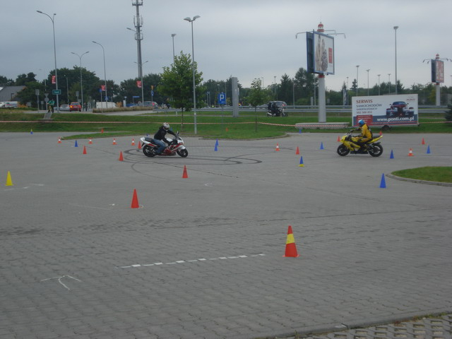 targi samochodowe_02