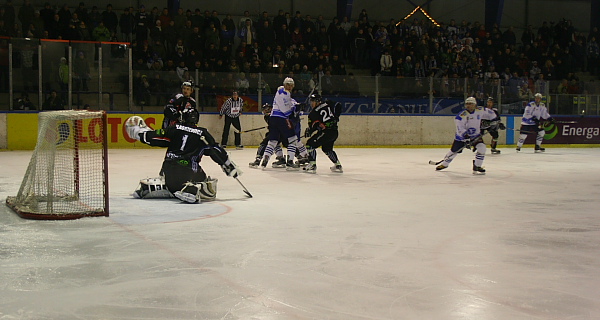 Stoczniowiec - Sanok 16.01.2011