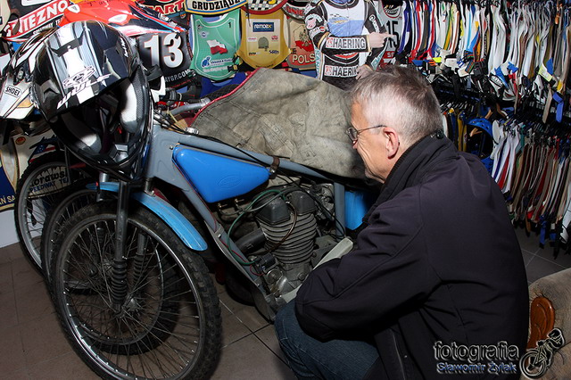 Speedway fan_18