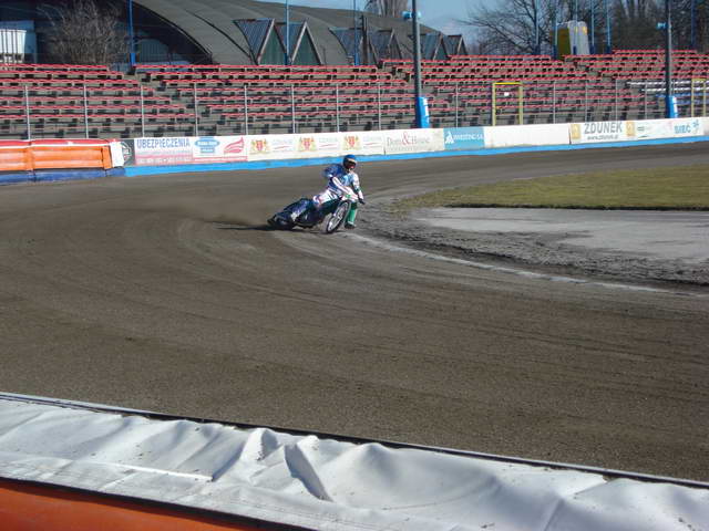 Trening żużlowców Wybrzeża 19-03-2011