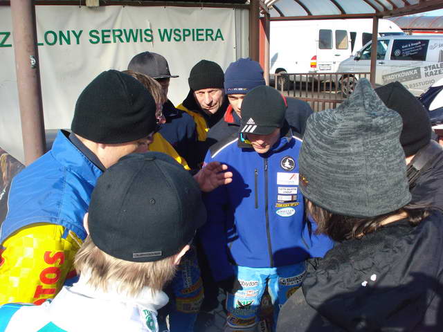 Trening żużlowców Wybrzeża 19-03-2011