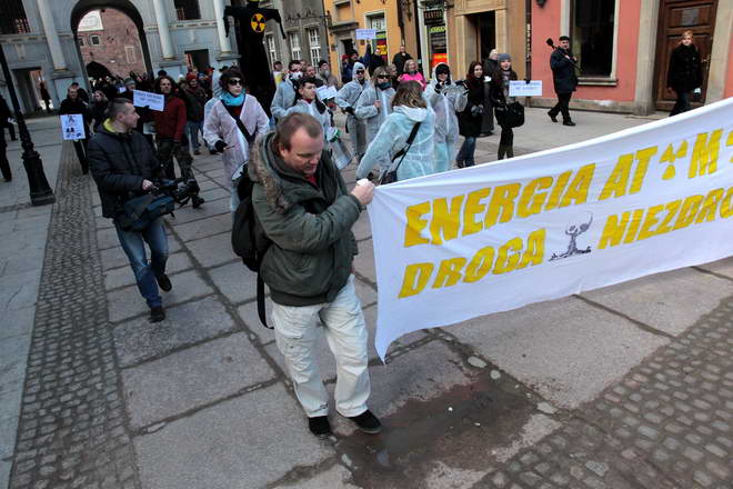 Protest przeciw budowie elektrowni atomowej