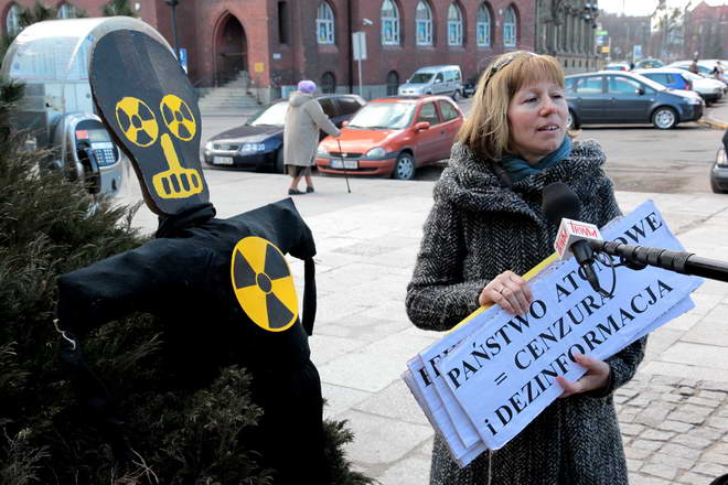 Protest przeciw budowie elektrowni atomowej