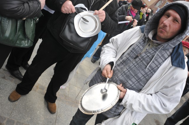 Marsz pustych garnków marzec 2011