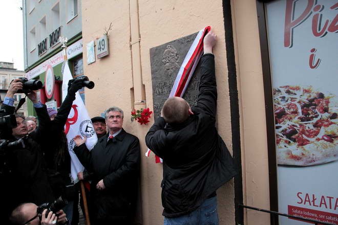 Odsloniecie tablic Walentynowicz i Rybickiego_4