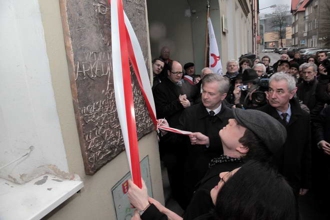 Odsloniecie tablic Walentynowicz i Rybickiego_7