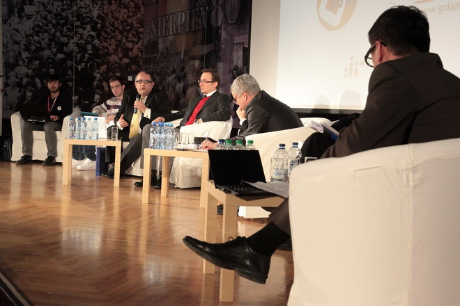 Debata o ACTA_16