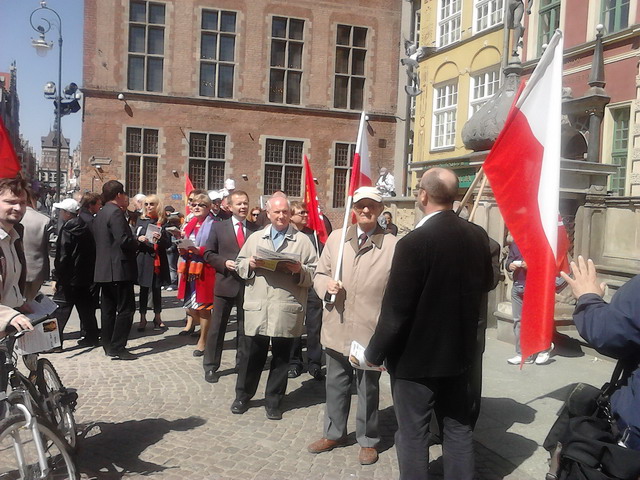 Obchody 1 maja 2012-2_04