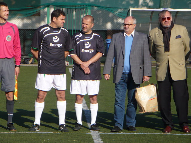 Mecz urodzinowy dla Andrzeja Grubby 2012_05
