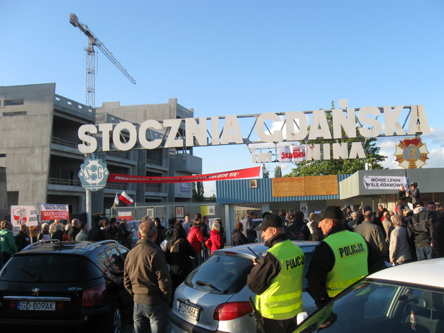 Happening pod brama Stoczni_17