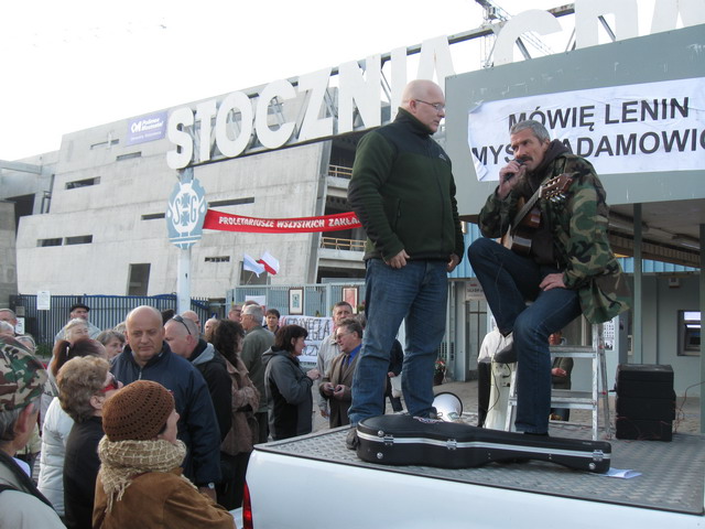 Happening pod brama Stoczni_22