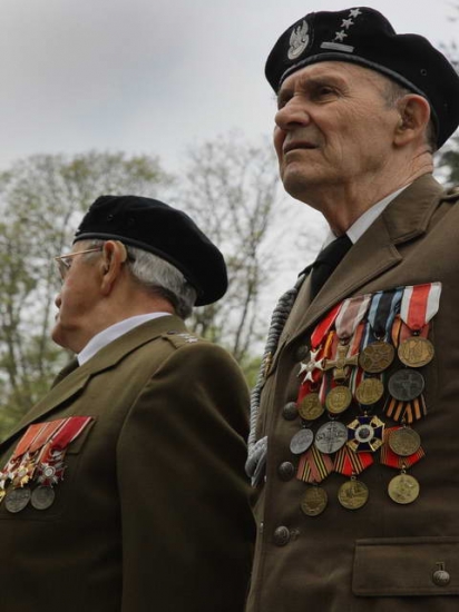 Uroczystości na cmentarzu żołnierzy radzieckich